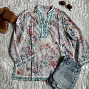 ✨Brand New!💕Floral Boho Printed Button-Up Shirt in Teal & Pink